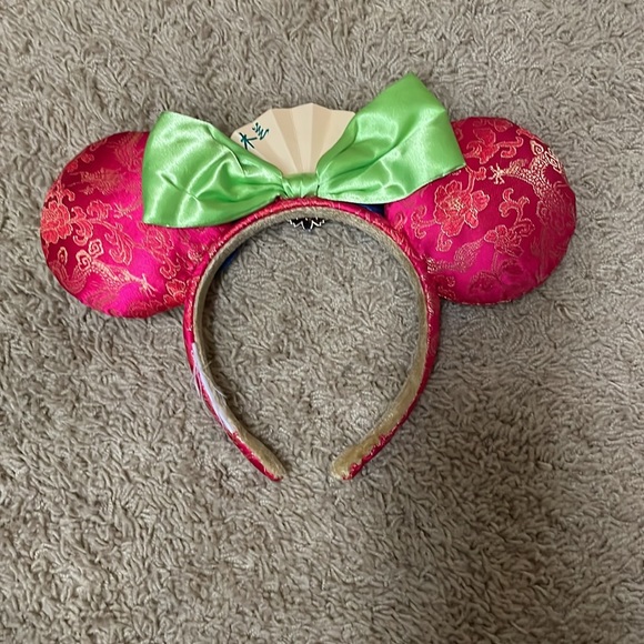 Minnie Mouse Ears | China Pavilion | Epcot World Showcase | Mulan - Picture 2 of 3